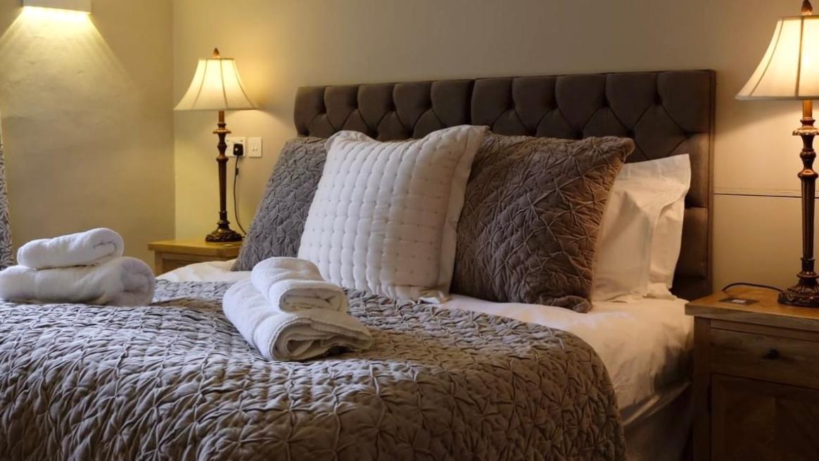 Simonstone Hall Hotel Хоус Экстерьер фото